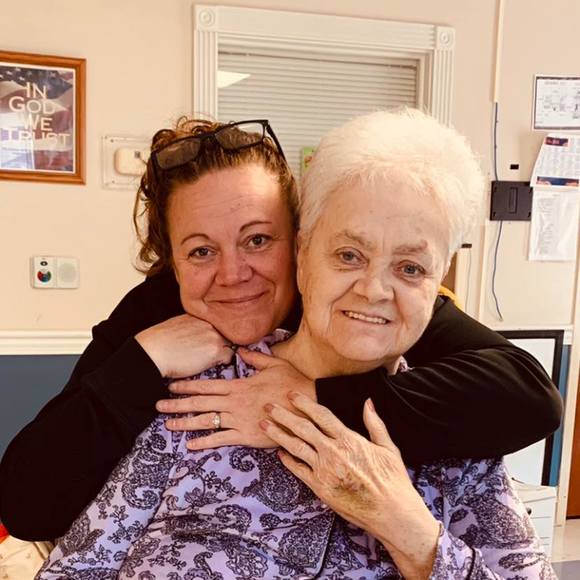 Meet your Posher, Beth - Picture 1 of 1